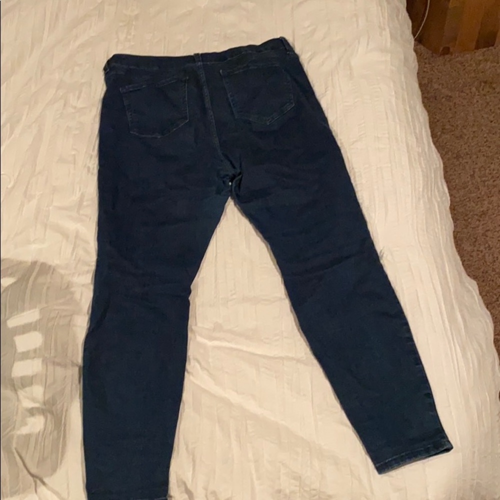 Jeans - Picture 2 of 4